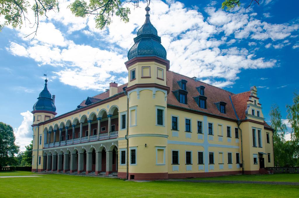 Palac Krobielowice Kąty Wrocławskie Εξωτερικό φωτογραφία